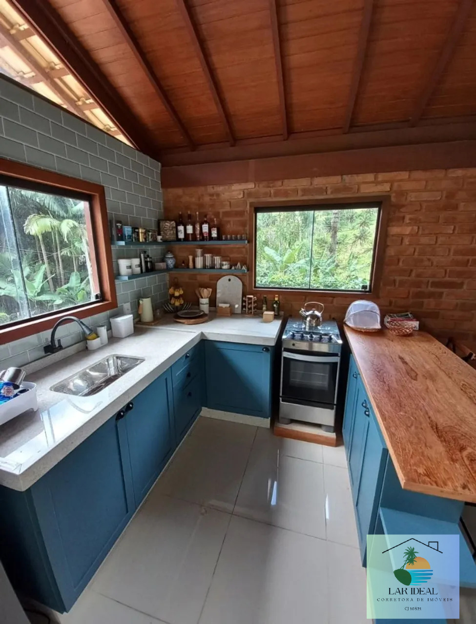 Casa à venda com 2 quartos, 110m² - Foto 15