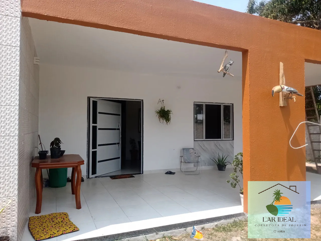 Casa à venda com 4 quartos, 200m² - Foto 1