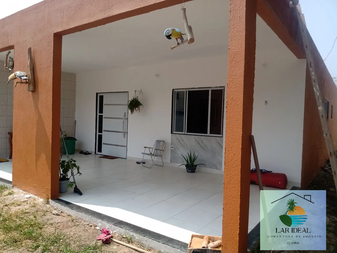 Casa à venda com 4 quartos, 200m² - Foto 2