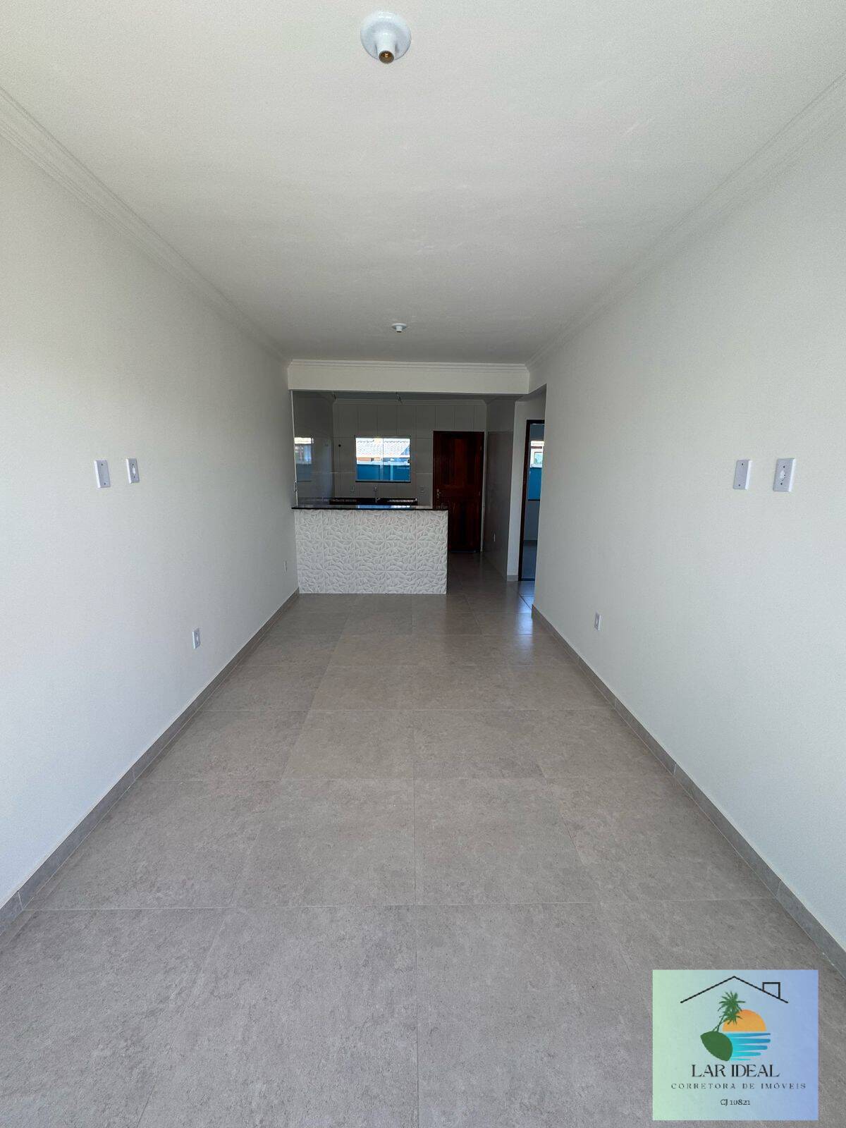 Casa à venda com 2 quartos, 68m² - Foto 5