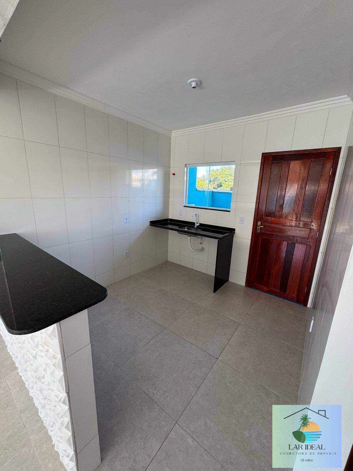 Casa à venda com 2 quartos, 68m² - Foto 6