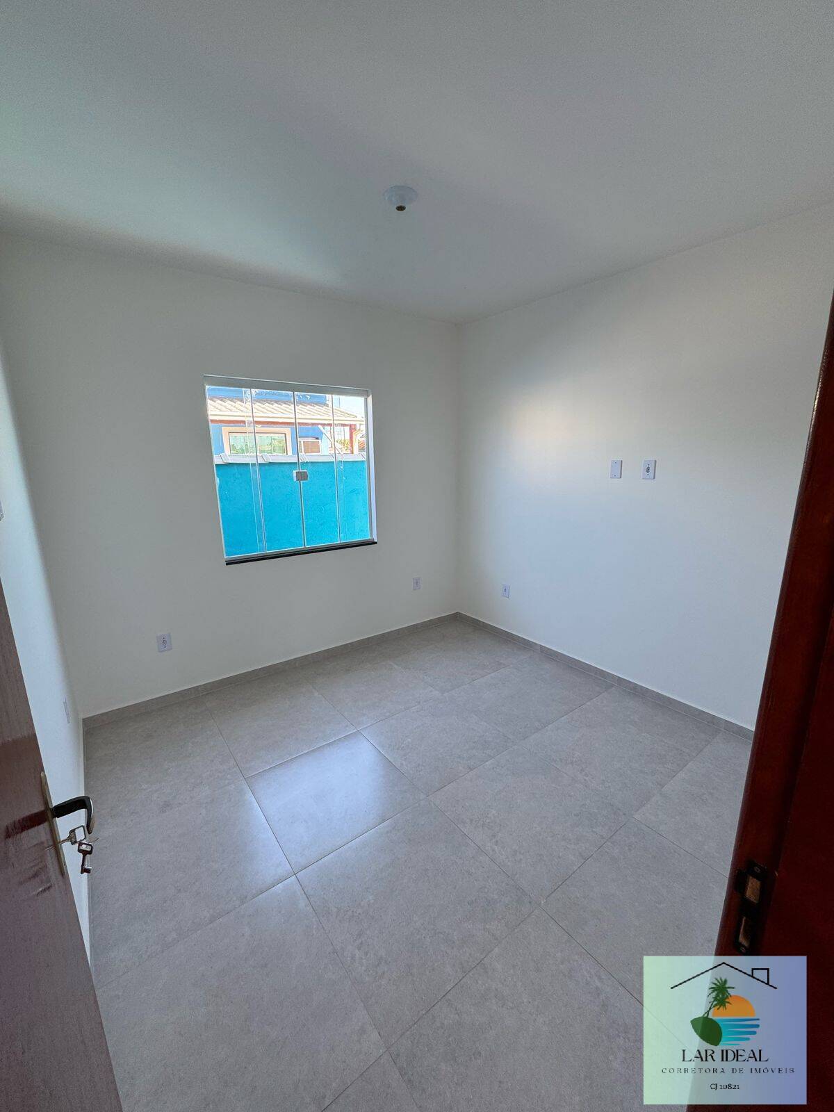 Casa à venda com 2 quartos, 68m² - Foto 8