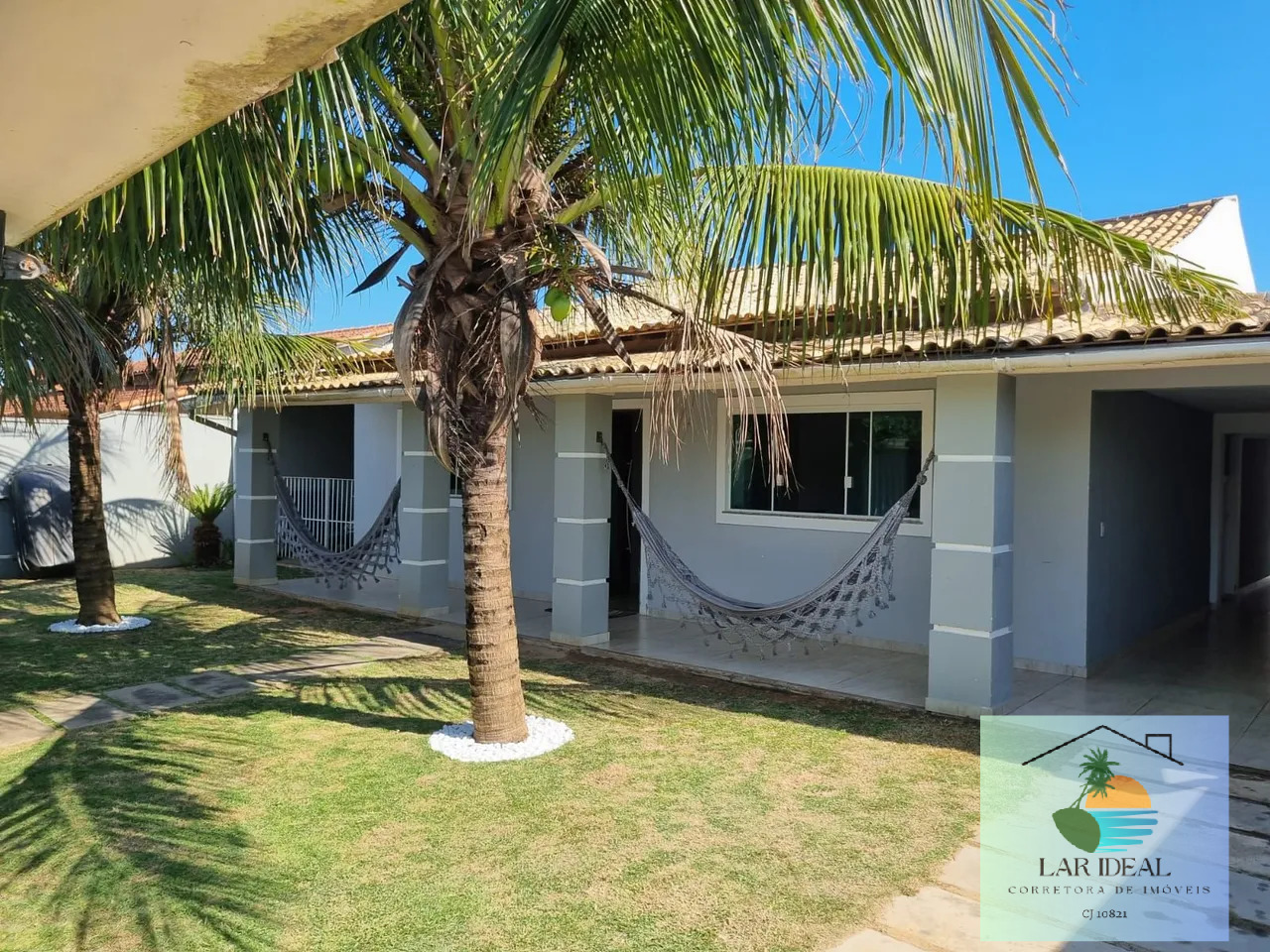 Casa à venda com 3 quartos, 425m² - Foto 1