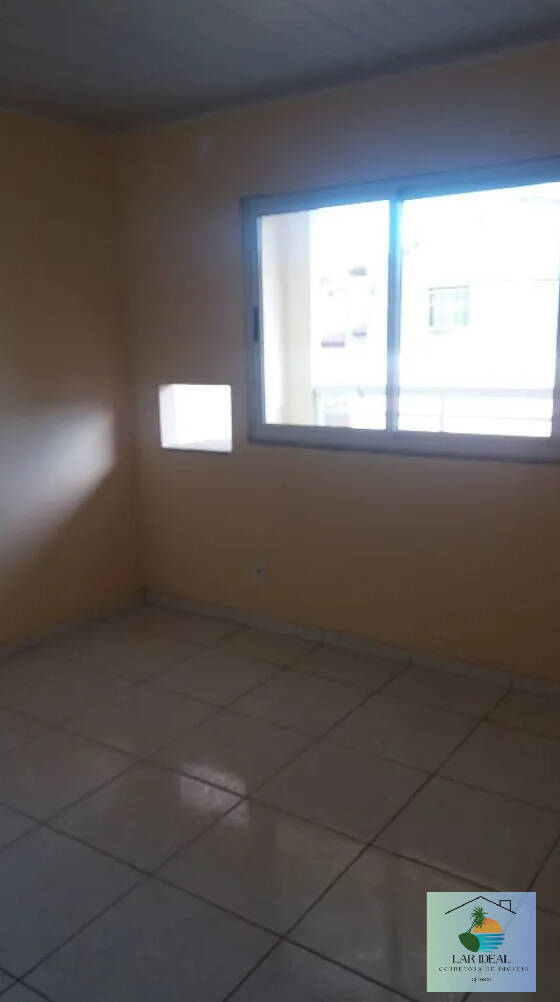 Casa à venda com 6 quartos, 243m² - Foto 11