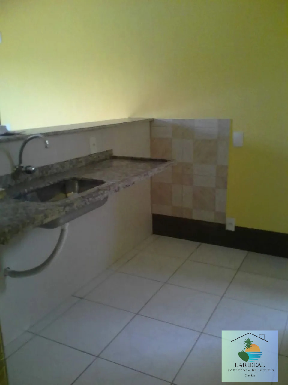 Casa à venda com 6 quartos, 243m² - Foto 9