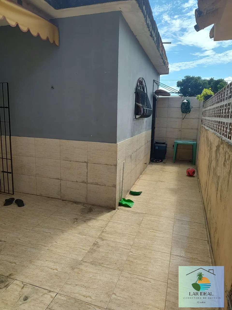 Casa à venda com 2 quartos, 100m² - Foto 2