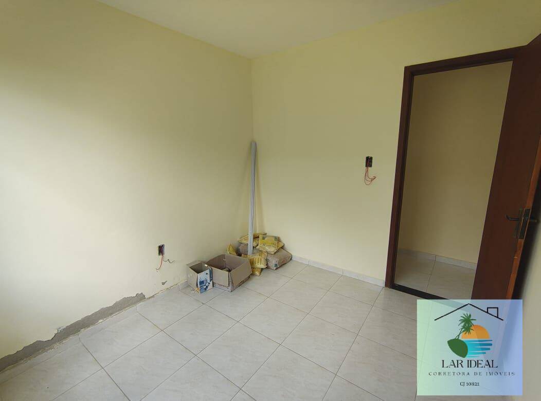 Casa à venda com 2 quartos, 66m² - Foto 13
