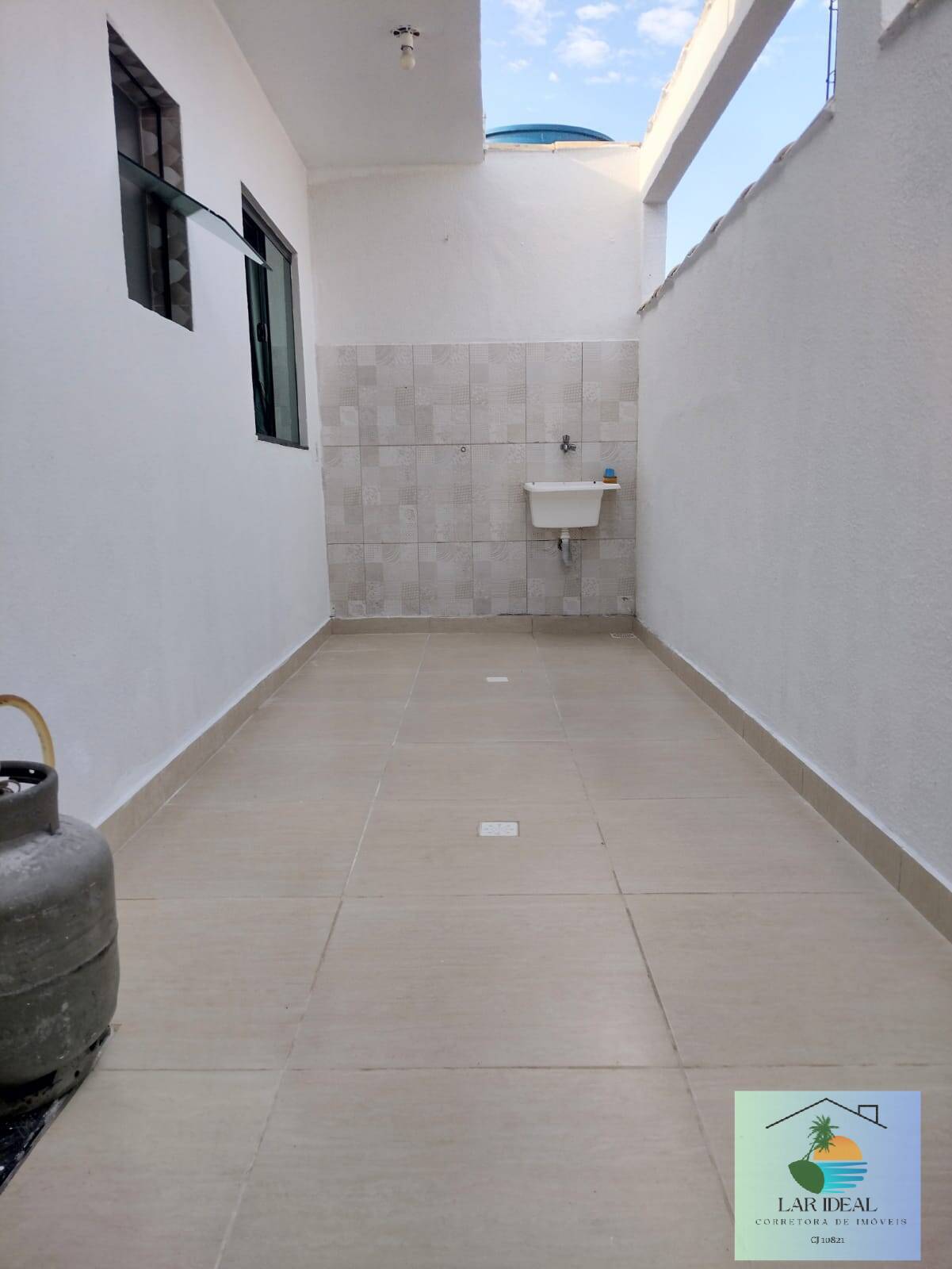 Casa à venda com 2 quartos, 78m² - Foto 8