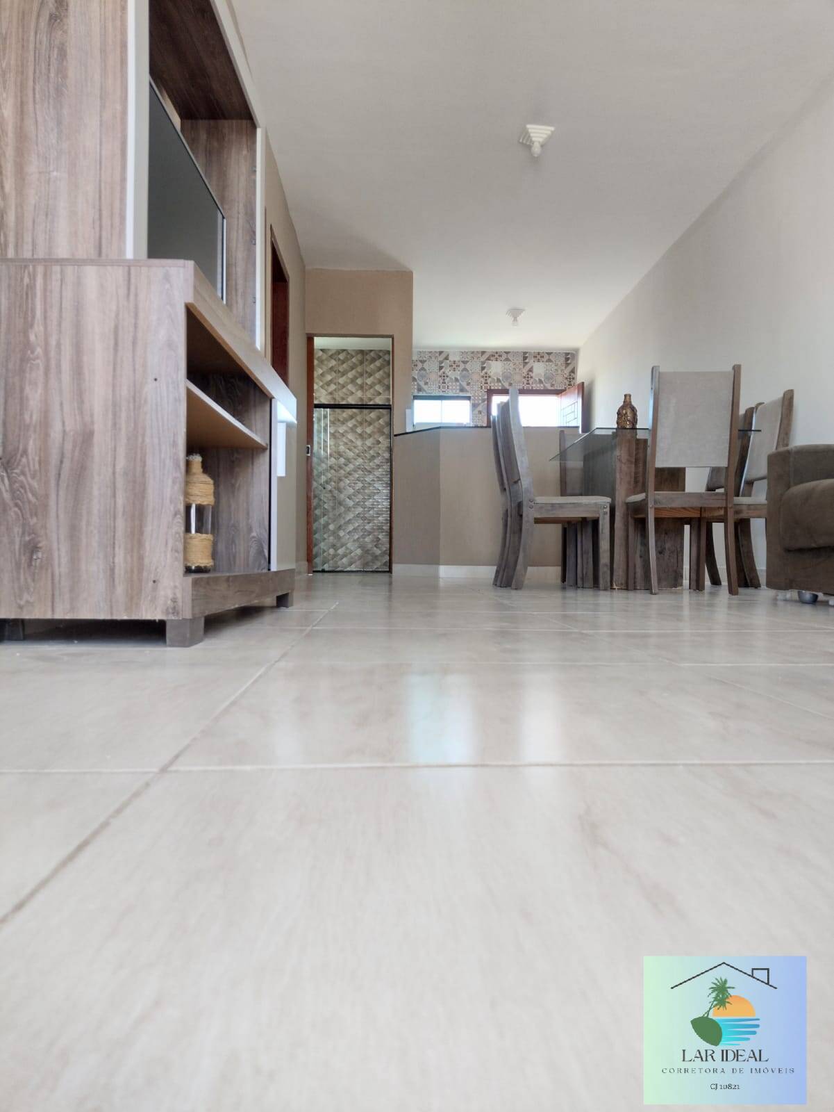 Casa à venda com 2 quartos, 78m² - Foto 4