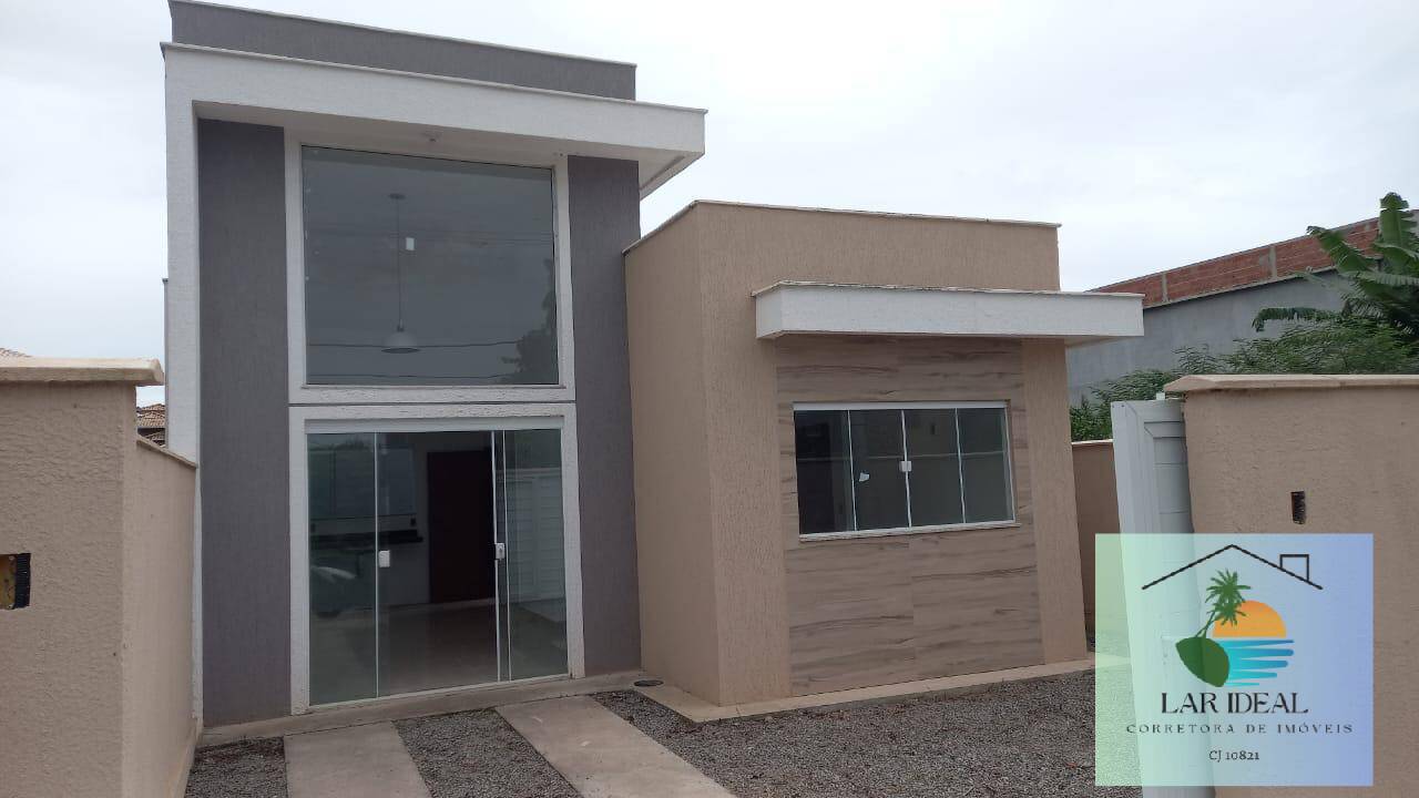 Casa à venda com 2 quartos, 60m² - Foto 1
