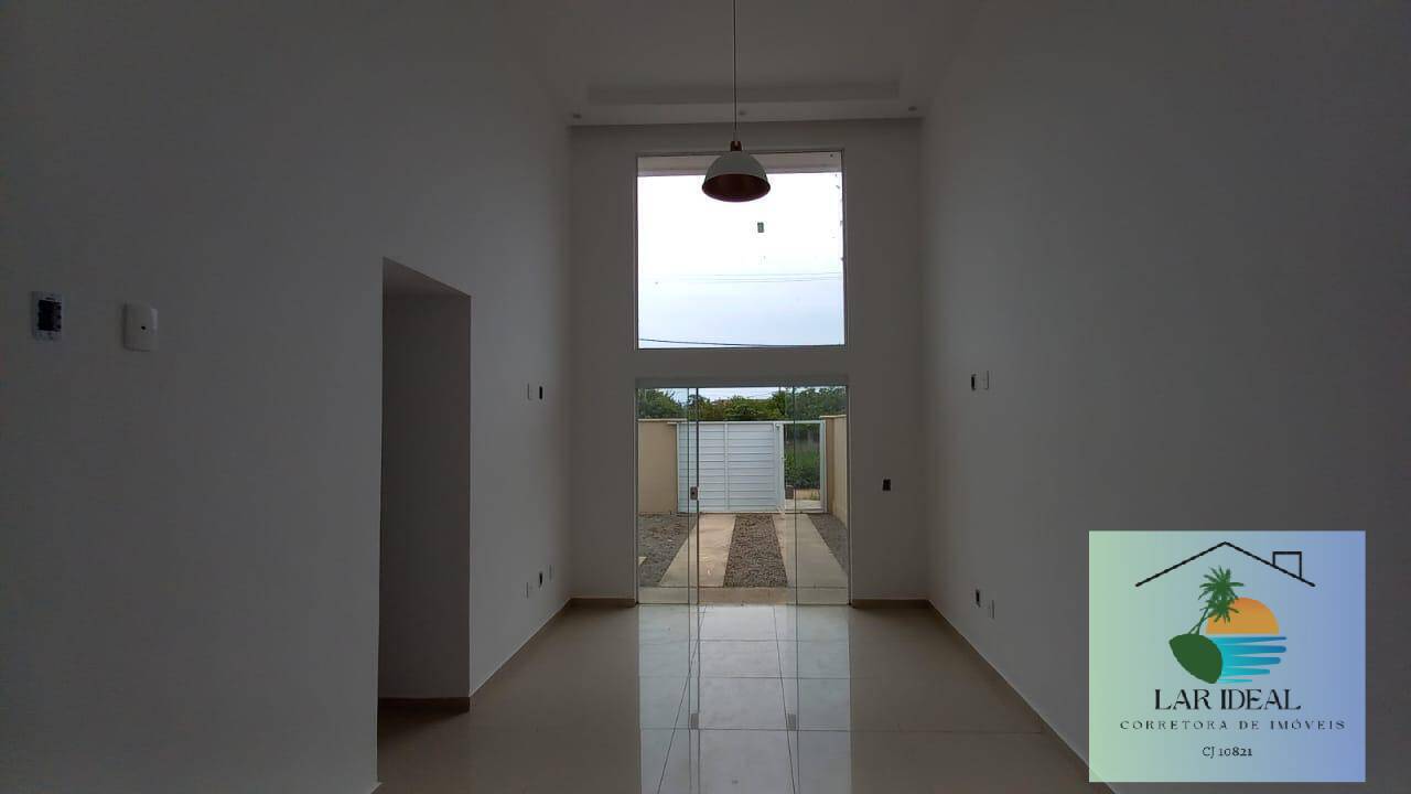 Casa à venda com 2 quartos, 60m² - Foto 7