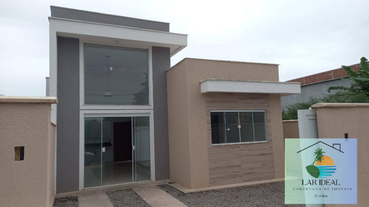 Casa à venda com 2 quartos, 60m² - Foto 2