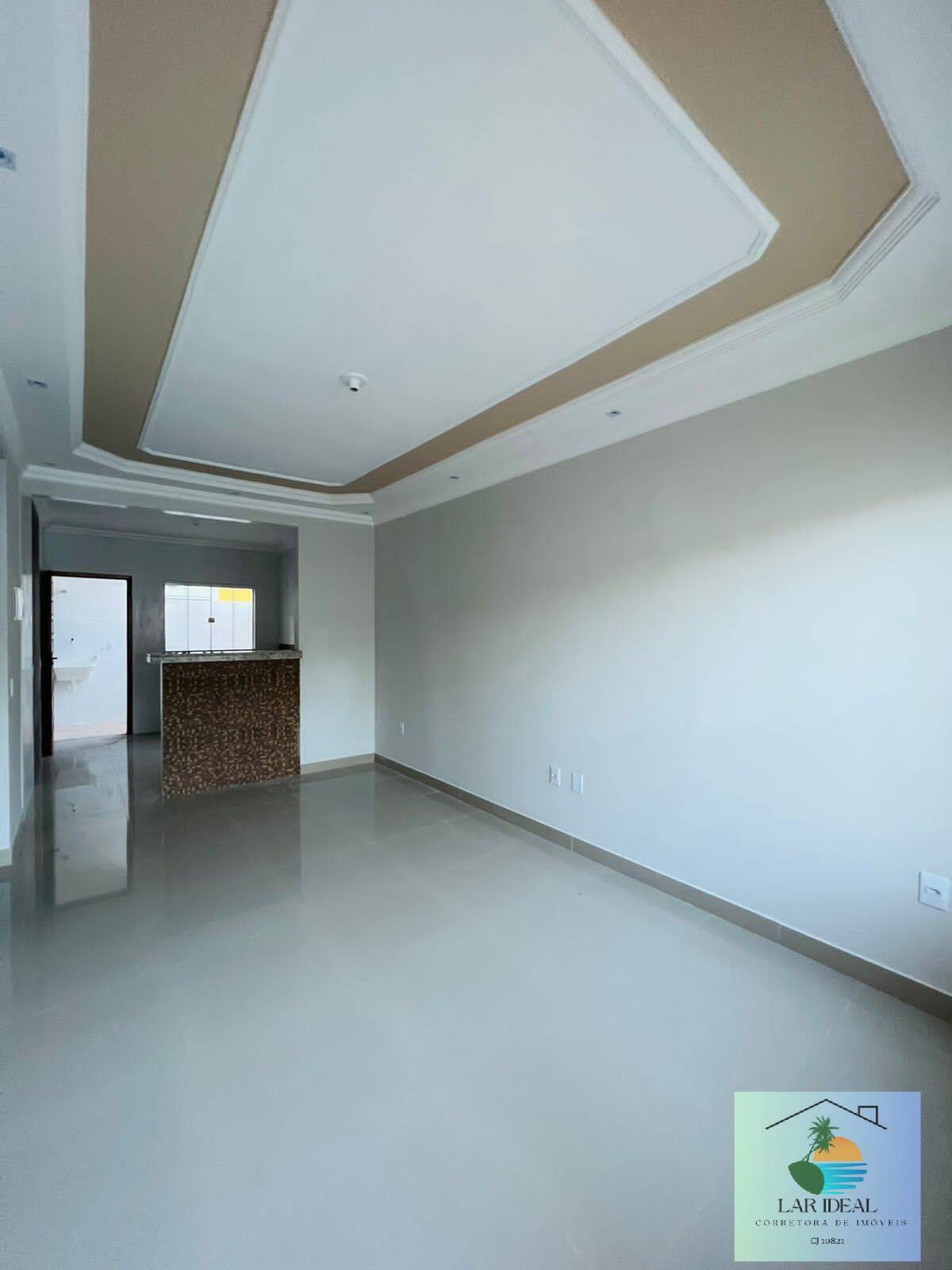 Casa à venda com 2 quartos, 65m² - Foto 4