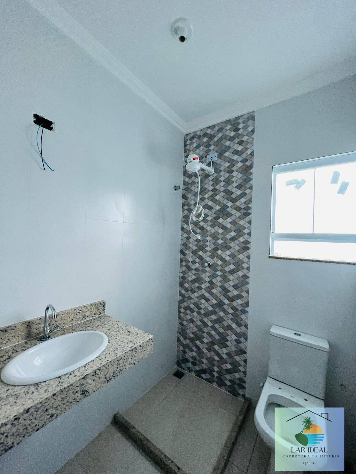 Casa à venda com 2 quartos, 65m² - Foto 7