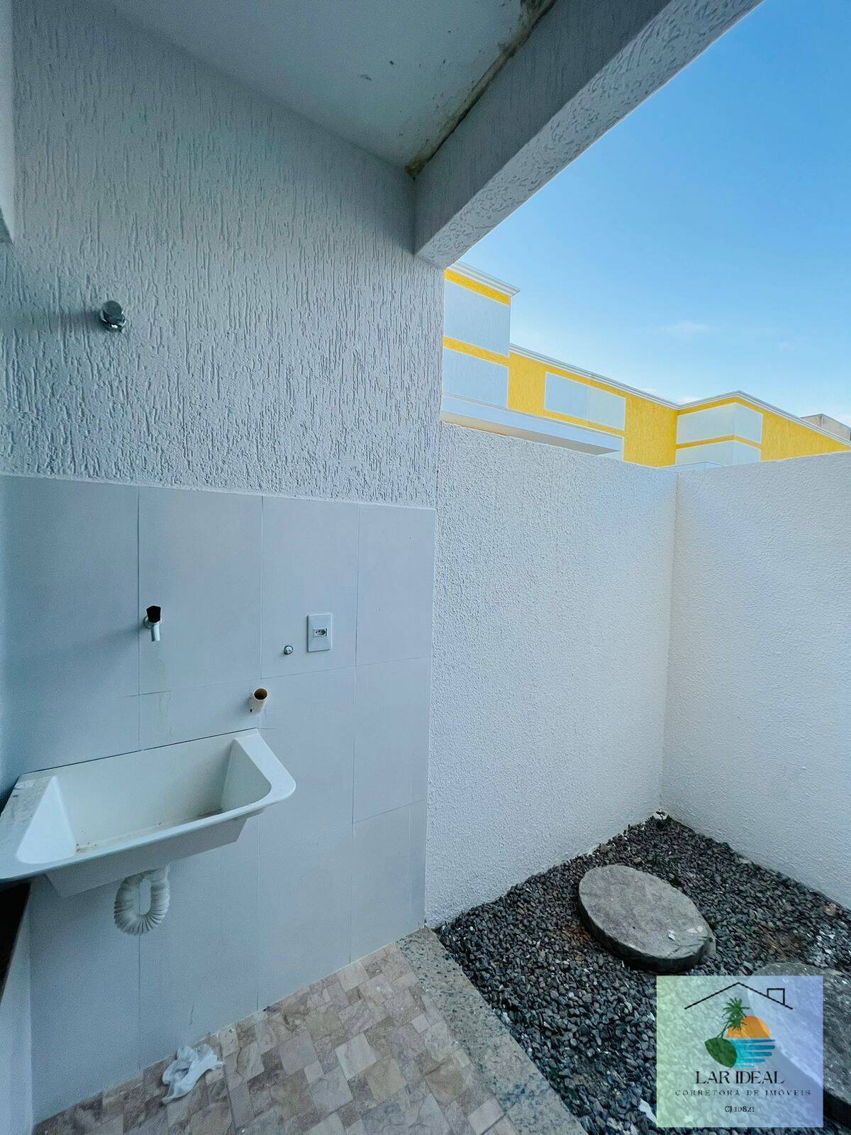 Casa à venda com 2 quartos, 65m² - Foto 10