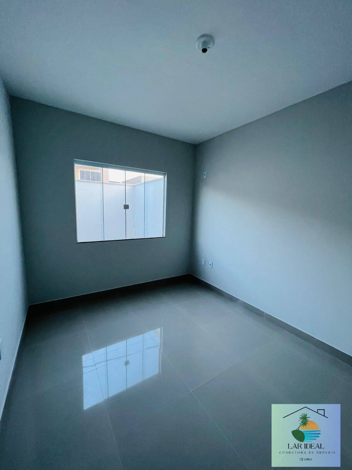 Casa à venda com 2 quartos, 65m² - Foto 8