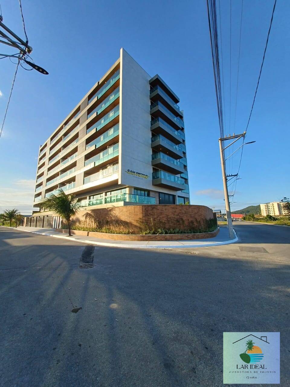 Apartamento à venda com 2 quartos, 77m² - Foto 1
