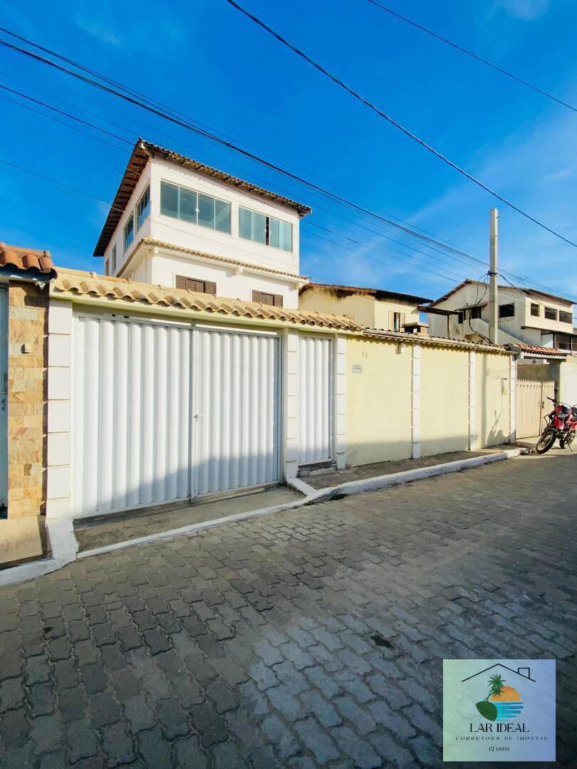 Casa, 4 quartos, 245 m² - Foto 1