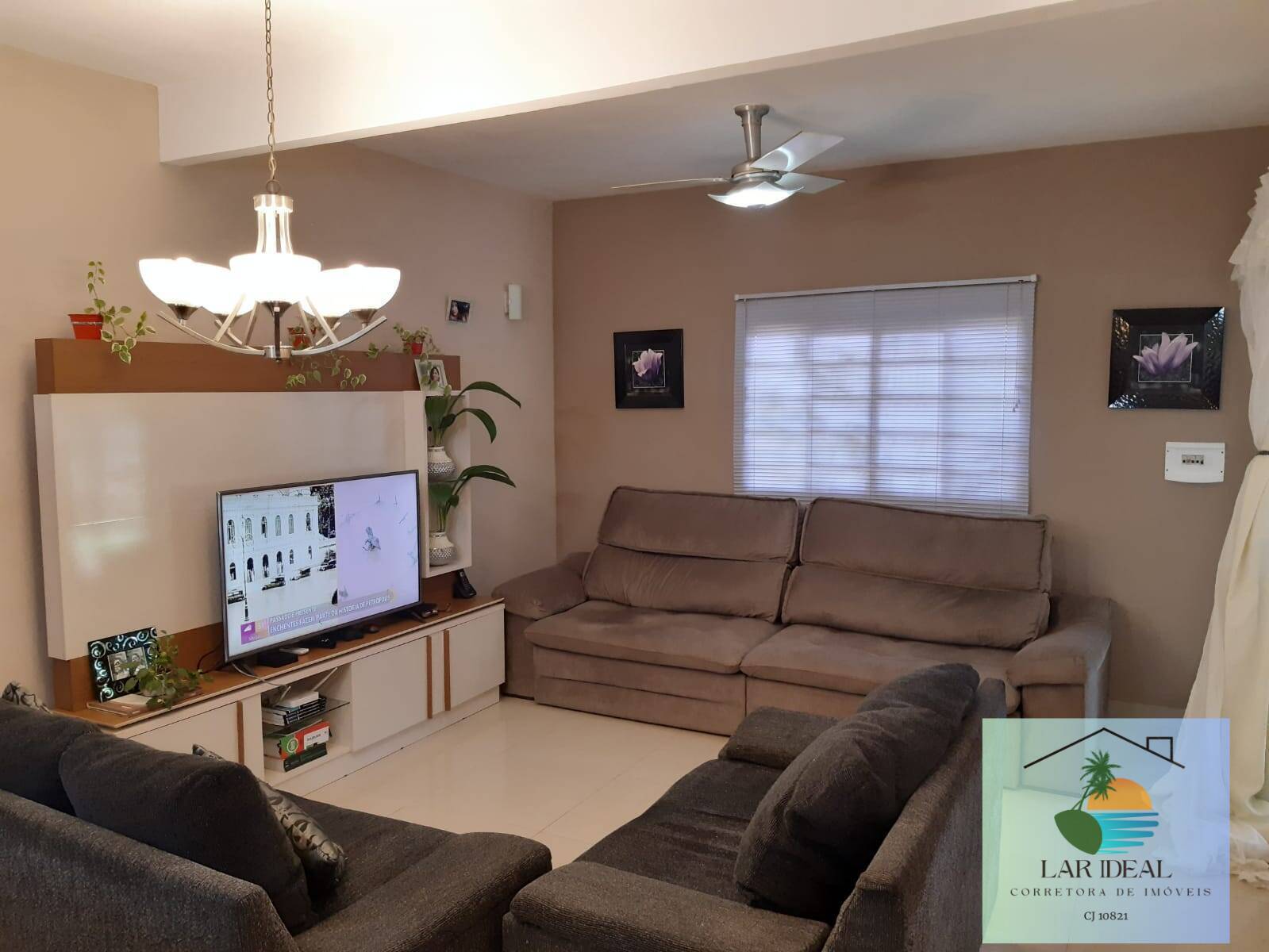 Casa, 2 quartos, 8060 m² - Foto 1